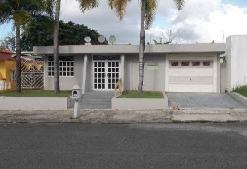 Y-278 Calle 24 Urb Bella Vista, Bayamon, PR 00959