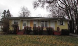 4012 Burchfield Dr, Lansing, MI 48910