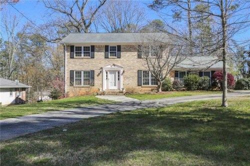 3743 Harts Mill Ct, Atlanta, GA 30341