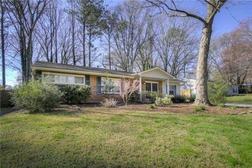 3071 Francine Dr, Decatur, GA 30033