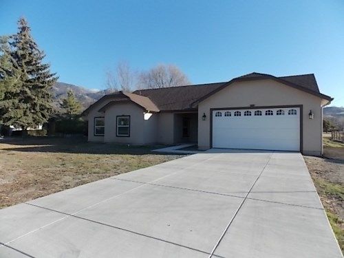 28250 Braeburn Pl, Tehachapi, CA 93561