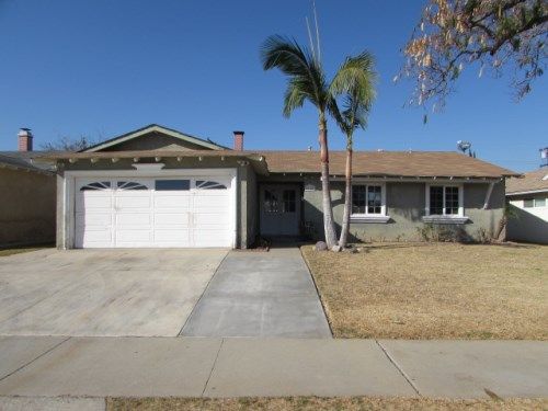 1160 Aquamarine Ln, Corona, CA 92882