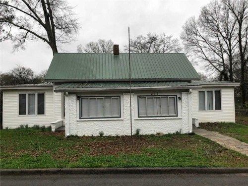 228 Peachtree St, Cedartown, GA 30125