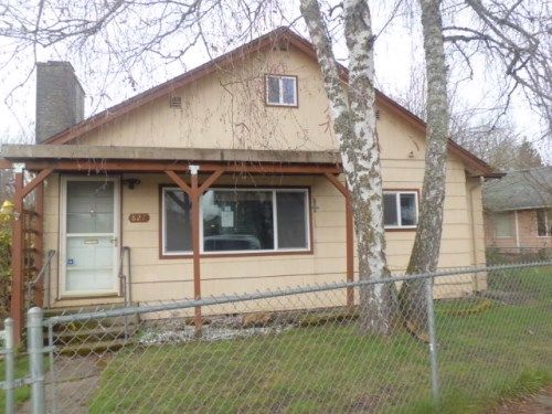 827 Hamilton Avenue, Centralia, WA 98531