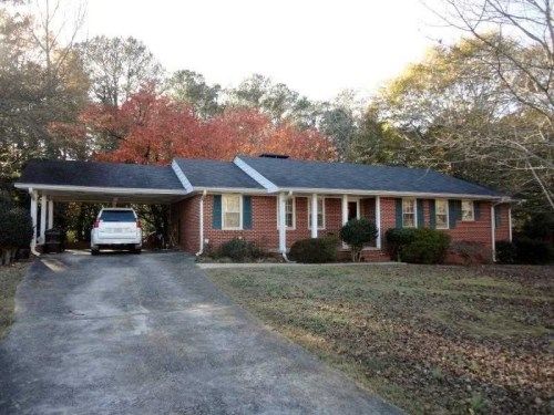 8825 Elma St, Douglasville, GA 30134