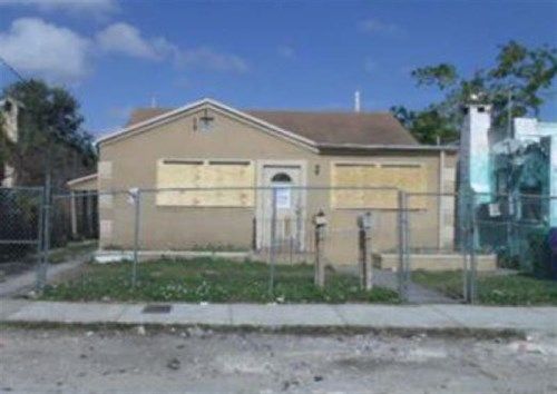 1865 NW 45TH STREET, Miami, FL 33142