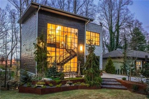 569 Overbrook Dr NW, Atlanta, GA 30318