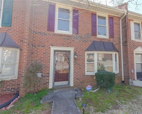 6104 Queen Anne Ct, Norcross, GA 30093
