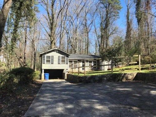 2229 Venetian Dr, Atlanta, GA 30311