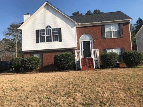 977 Wayne Dr, Snellville, GA 30078