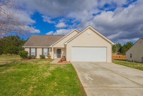 50 Huntington Ln, Commerce, GA 30529
