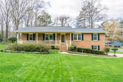 2417 Bob Bettis Rd, Marietta, GA 30066