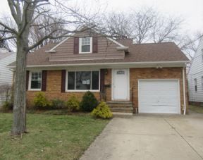 373 Halle Dr, Euclid, OH 44132