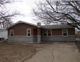 1623 E Penasco Dr, Hobbs, NM 88240