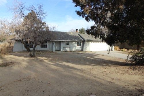 15940 Minnetonka St, Victorville, CA 92395