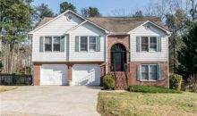 2280 Harbin Oaks Dr Dacula, GA 30019