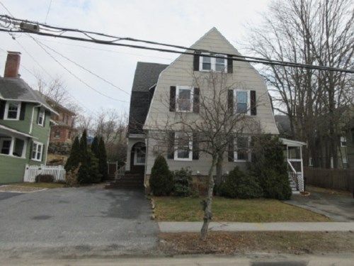 6 Old Town Rd, Hopedale, MA 01747