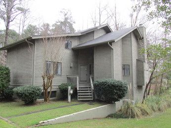 74 Ridge Lake Dr, Columbia, SC 29209