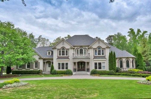 810 Hedgegate Ct, Roswell, GA 30075