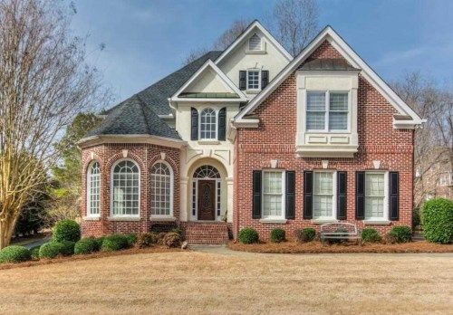 3979 Guardsman Ct, Roswell, GA 30075