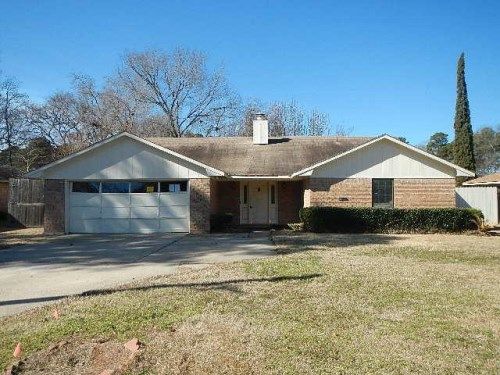 8304 Kingston Rd, Shreveport, LA 71108