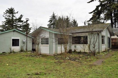 90721 Wilshire Ln, Coos Bay, OR 97420
