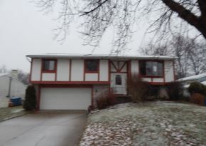 1740 Gettysburg Dr, Lorain, OH 44053
