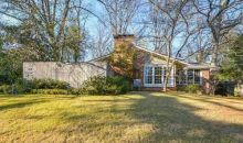 570 Valley Ln Atlanta, GA 30328