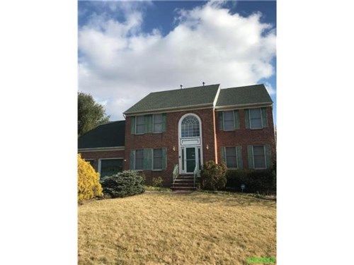 10 GRIFFIN CT, New Freedom, PA 17349