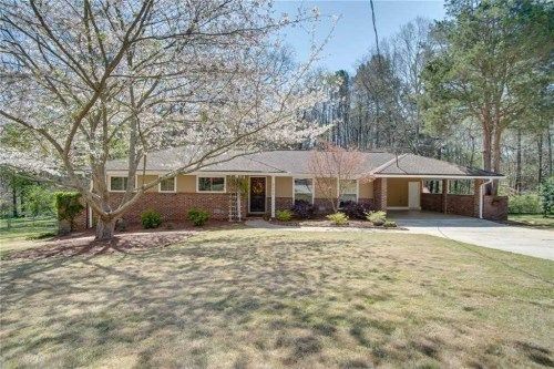 4306 Smithsonia Ct, Tucker, GA 30084