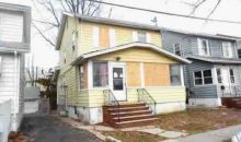 25 Philip Pl Irvington, NJ 07111