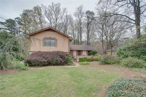 2423 Henderson Rd, Tucker, GA 30084