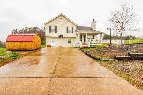 162 Windfield Ridge Dr, Mount Airy, GA 30563