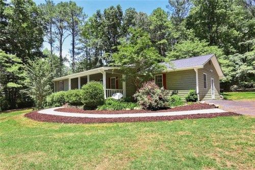 2065 Bobo Rd, Dallas, GA 30132