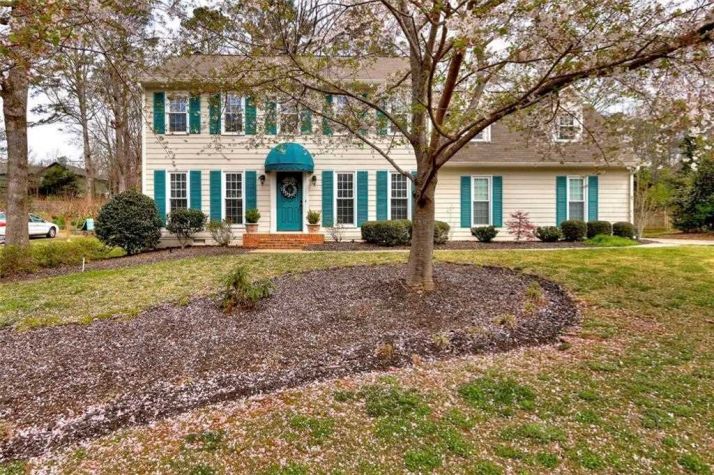 1661 Oak Crest Ct, Marietta, GA 30066