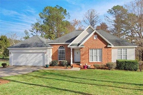 668 Hillside Dr, Cedartown, GA 30125
