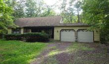 27 New Rd Vincentown, NJ 08088