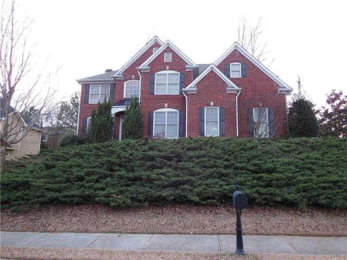 4290 Canterbury Walk Dr, Duluth, GA 30097