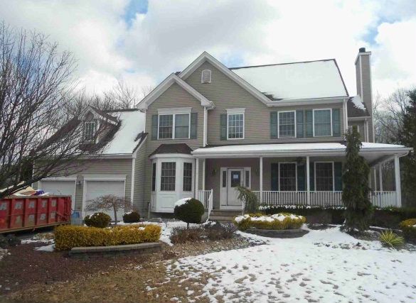 9 Springbrook Dr, Jackson, NJ 08527