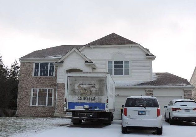 709 Bristol St, Hampshire, IL 60140