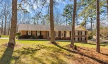 6527 Paradise Point Rd Flowery Branch, GA 30542