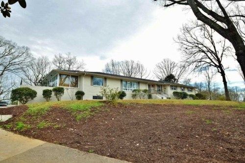 980 Lakemont Dr, Gainesville, GA 30501