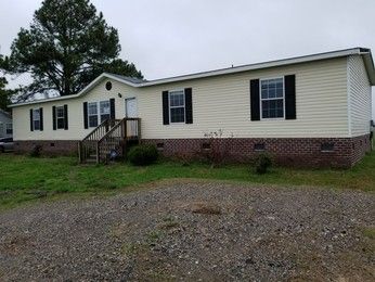 714 Glade Rd, Elizabeth City, NC 27909