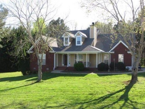 190 Country Walk, Social Circle, GA 30025