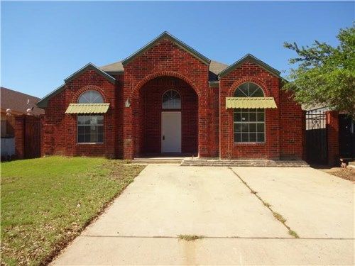 814 Elk Dr, Laredo, TX 78045