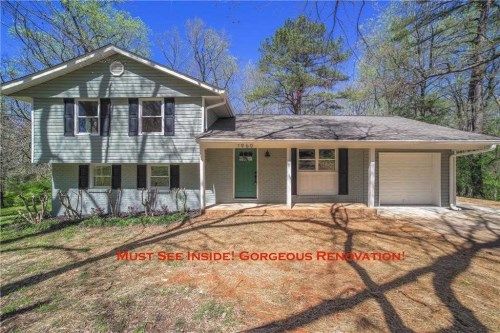 1960 Cox Dr, Austell, GA 30168