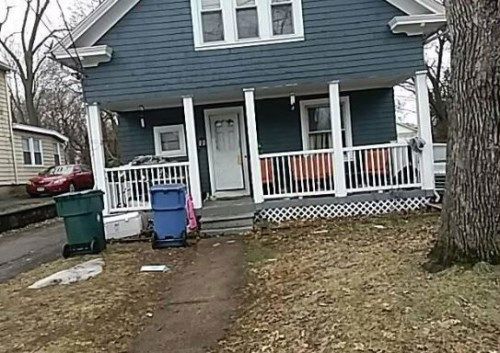 78 Florence St, Manchester, CT 06040