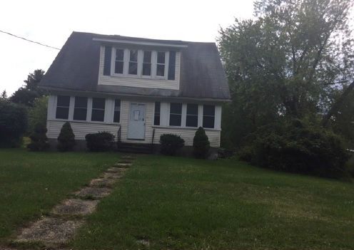 114 Seaman Ave, Castleton On Hudson, NY 12033