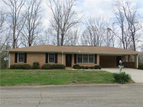 2652 Tammi Ln, Gainesville, GA 30506