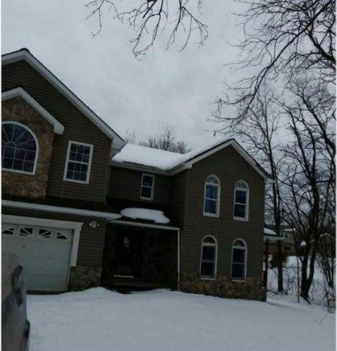 2430 Old Coach Dr, Castleton On Hudson, NY 12033
